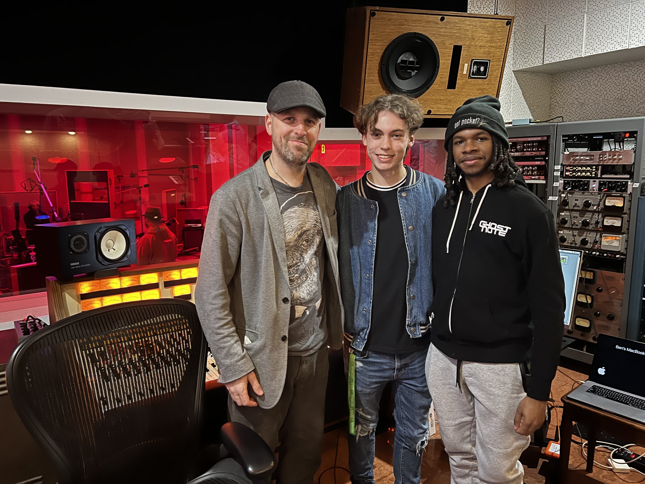 Ben Yonas working with students in the studio