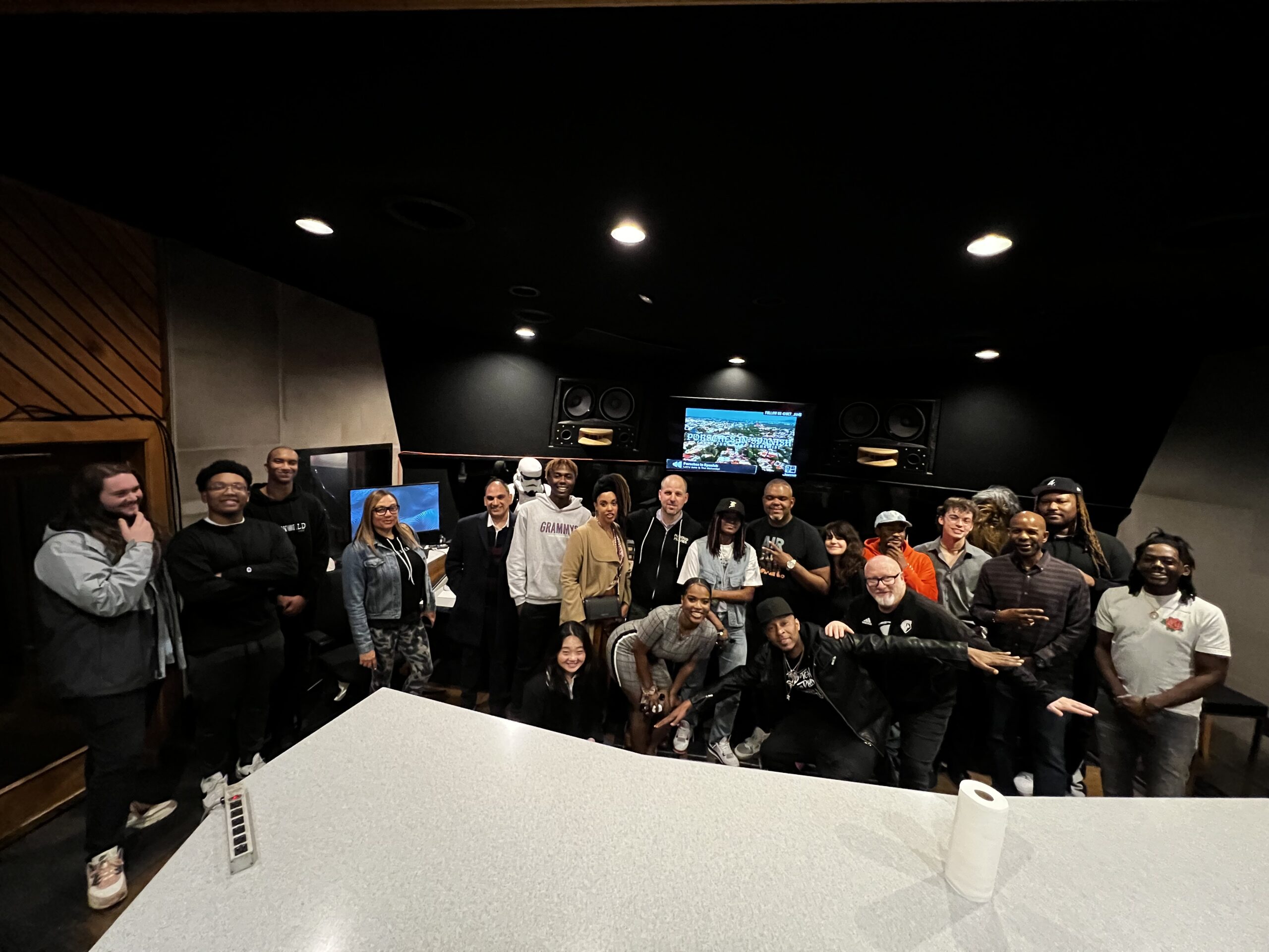 MTM class group photo in the studio